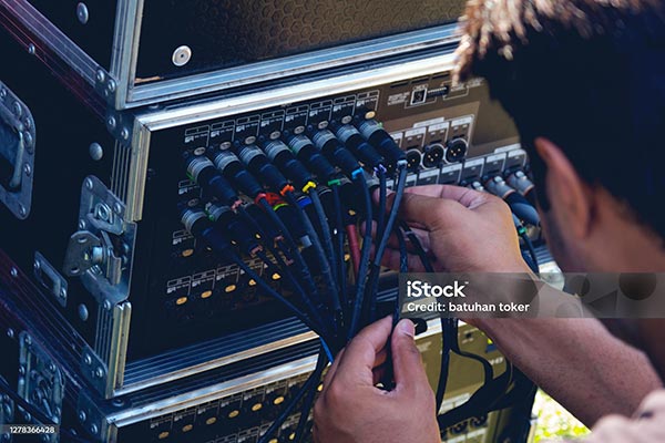 AV/AUDIO